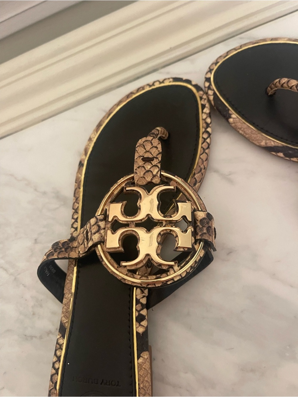 Tory Burch Black & Gold Snake-Print Logo Thong Sandals - Picture 6 of 16